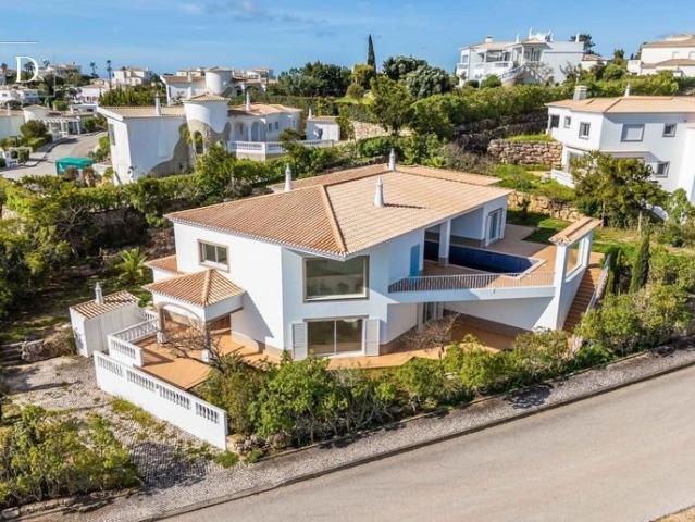 Moradia T4 com Piscina Privada 468m² Budens