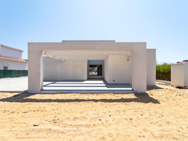 Moradia T4 Com piscina