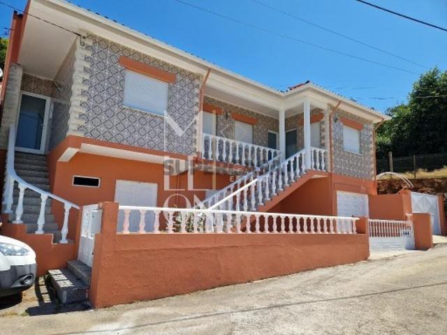 Moradia T4 com potencial para 2 habitações | Paradela Em plena natureza, junto à Ecopista do Vouga
