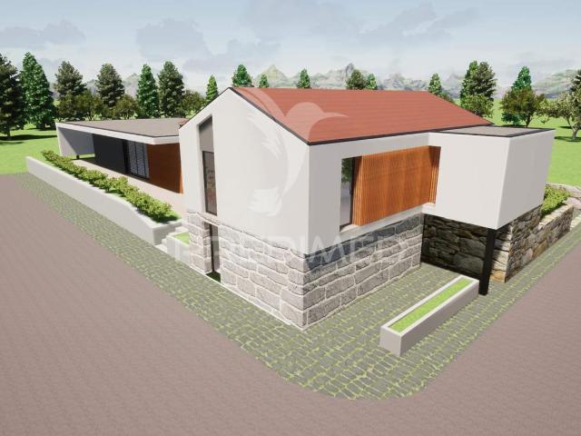 Moradia T4 com projeto aprovado na câmara municipal de Fafe, bem localizada excelente preço