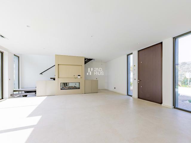 Moradia T4 Contemporânea a Passos da Marina de Albufeira