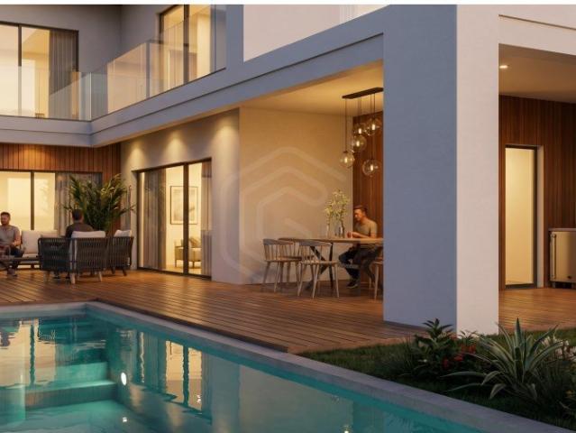 Moradia T4 duplex com piscina privativa a 20 min de Lisboa. 226m² Alcochete