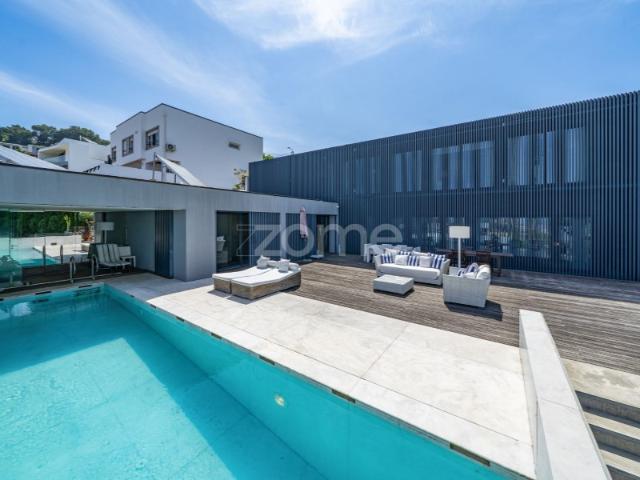 Moradia T4 de luxo, individual com piscina em Nogueiró Braga