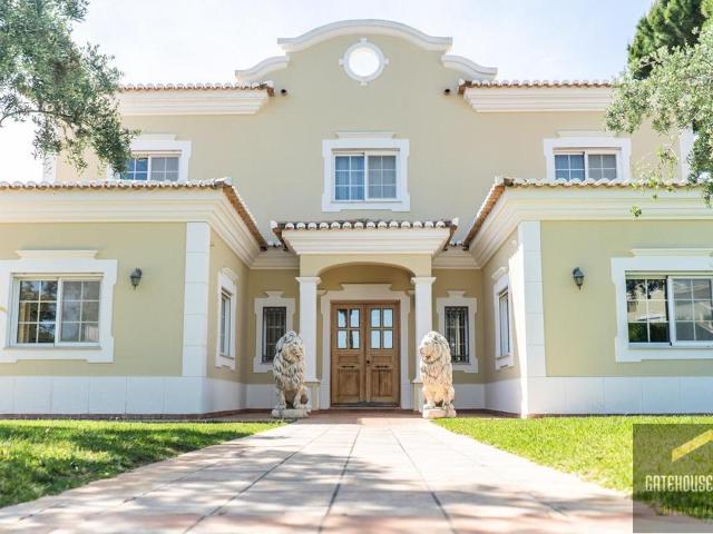 Moradia T4 de Luxo na Vila Perto de Vale do Lobo Algarve 387m² Almancil
