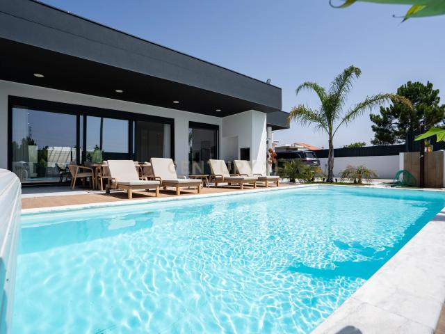 MORADIA T4 DE LUXO – QUINTA DA MARQUESA II, PALMELA