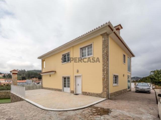 Moradia T4 em Malveira e São Miguel de Alcainça