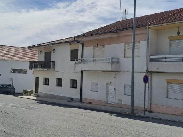 Moradia T4 em Miranda do Douro