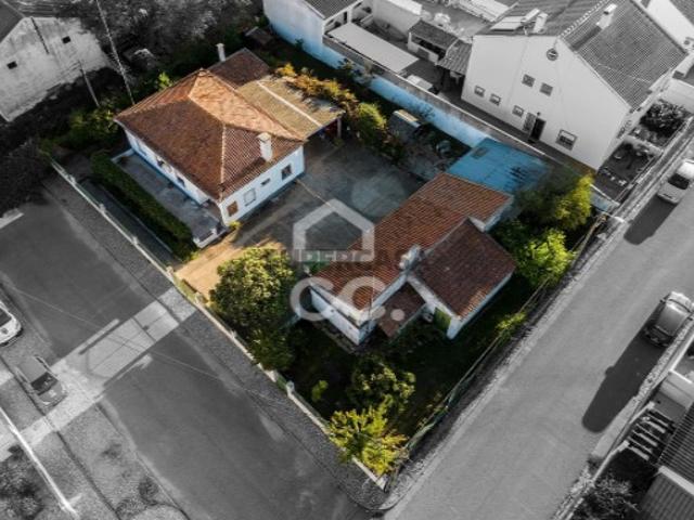 Moradia T4 em Bacelo e Senhora da Saúde