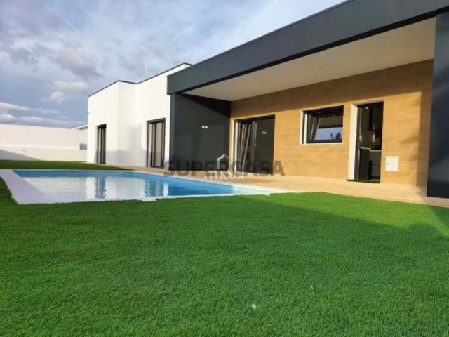 Moradia T4 em Azeitão São Lourenço e São Simão
