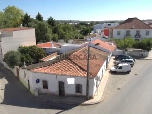 Moradia T4 em Algoz