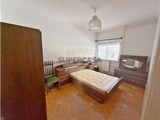 Moradia T4 em Algueirão Mem Martins