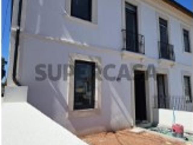 Moradia T4 em Arcos e Mogofores
