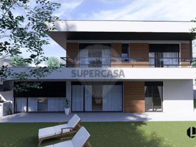 Moradia T4 em Arruda dos Vinhos