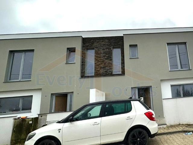 Moradia T4 em Bufarda 145m² Peniche