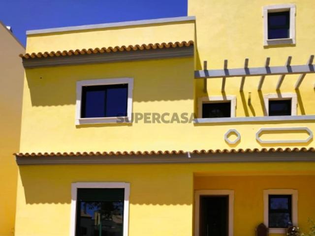 Moradia T4 para venda em Olhão Algarve
