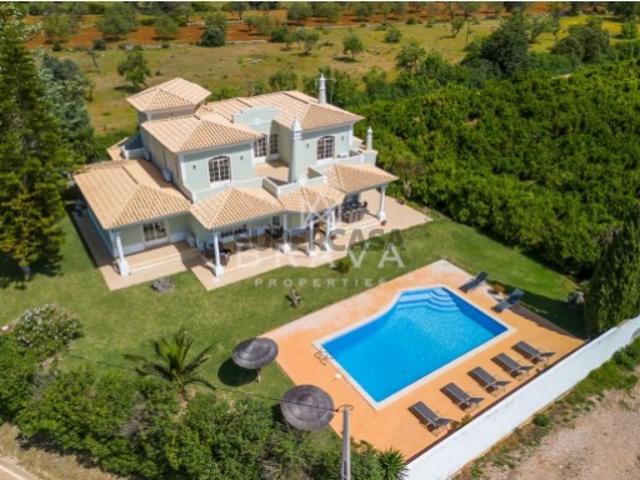 Moradia T4 em Boliqueime