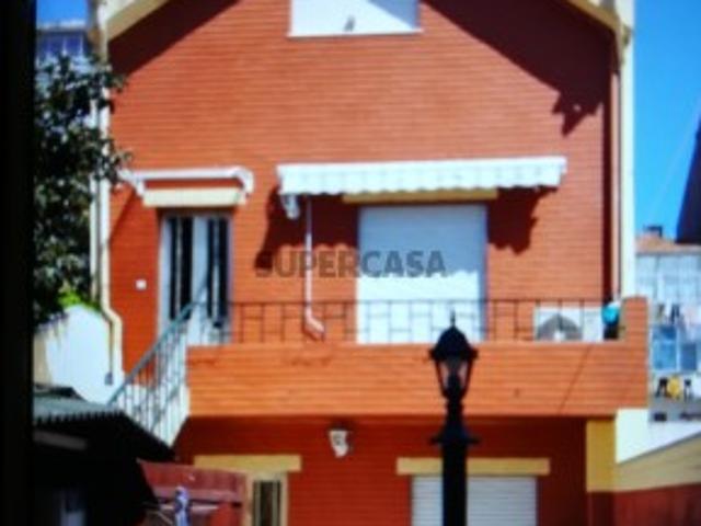 Moradia T4 em Cedofeita, Santo Ildefonso, Sé, Miragaia, São Nicolau e Vitória