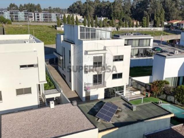 Moradia T4 em Cidade da Maia