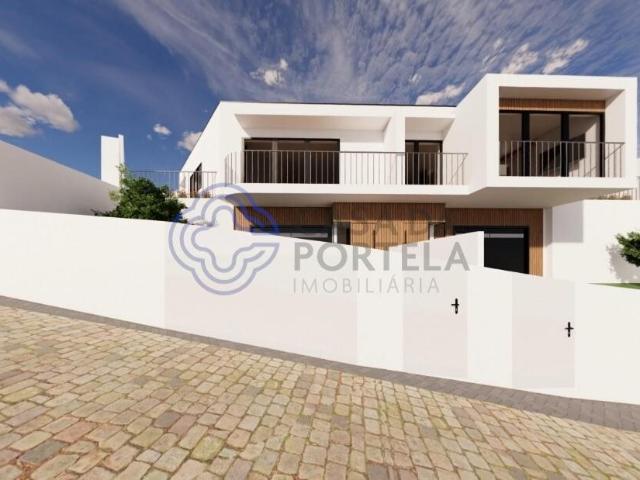 Moradia T4 em Construção com Espaço Exterior em Guifões, Mat. 154m² Custóias, Leça do Balio e Guifões