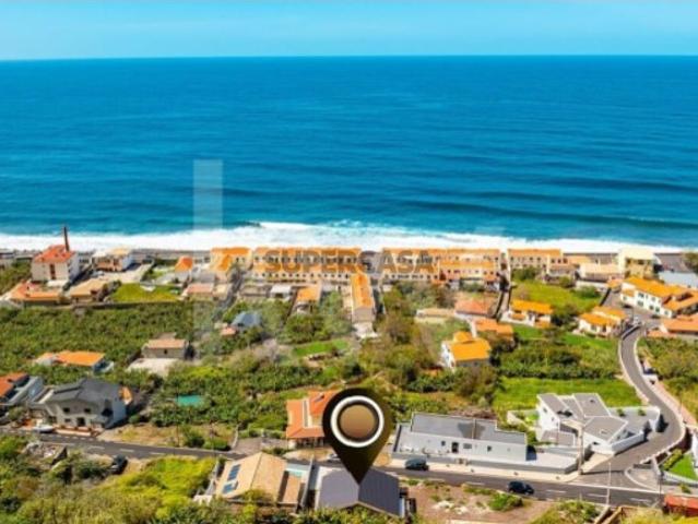 Moradia T4 em construção com Vista ao Oceano Deslumbrante | Paul do Mar | Ilha da Madeira