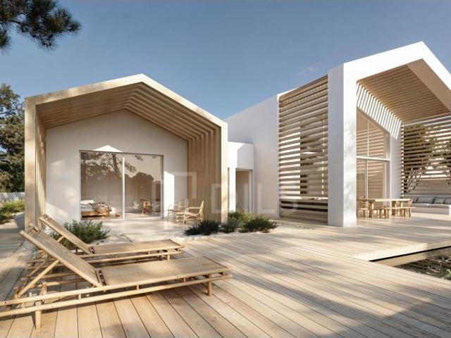 Moradia T4 em construção localizada nos Brejos da Carregueira de Cima, Comporta