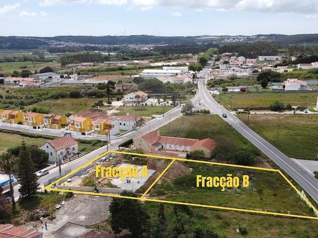 Moradia T4 em construção na Amoreira, Óbidos Fracção B Uma. 0m² Amoreira