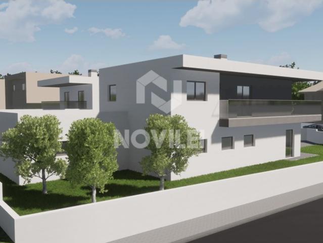 Moradia T4 em construção na Ortigosa, Leiria