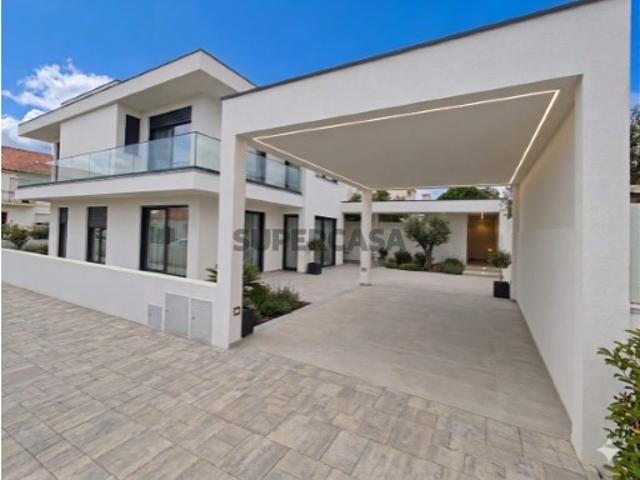Moradia T4 em construção no Corte Esteval Montijo