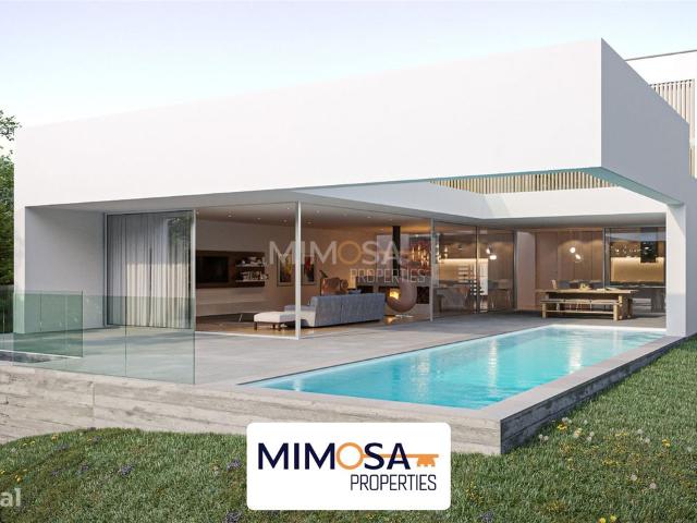 Moradia T4 em construo perto da Praia de Porto de Ms personalize