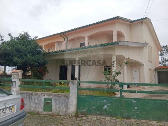 Moradia T4 em Esgueira
