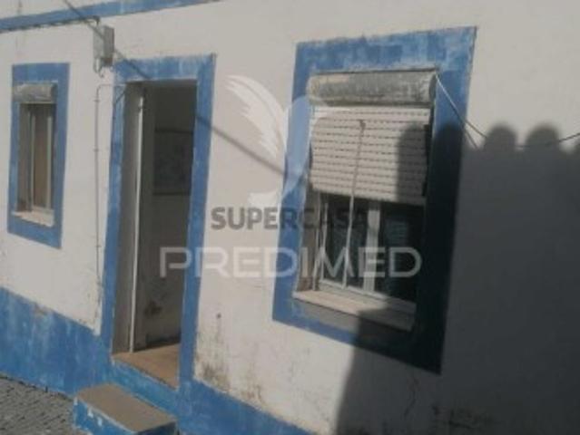 Moradia T4 em Espírito Santo, Nossa Senhora da Graça e São Simão