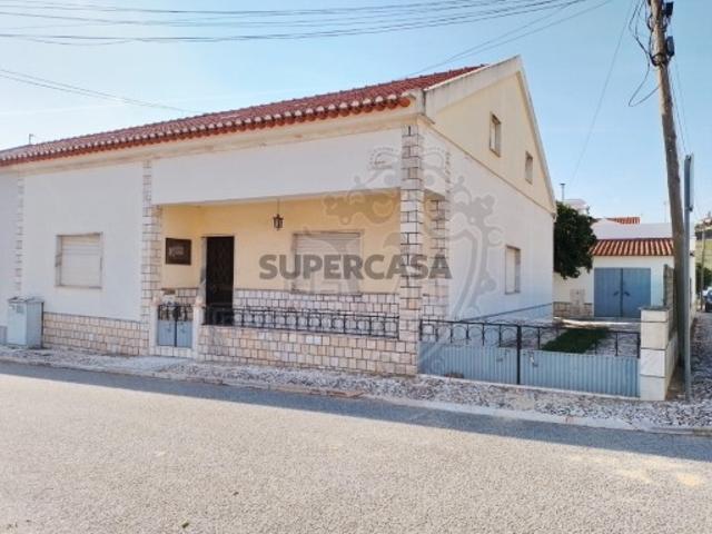 Moradia T4 em Estremoz Santa Maria e Santo André