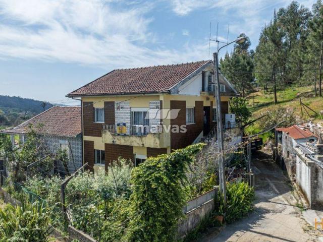 Moradia T4 em Gondiães Vila Verde | 26064066009