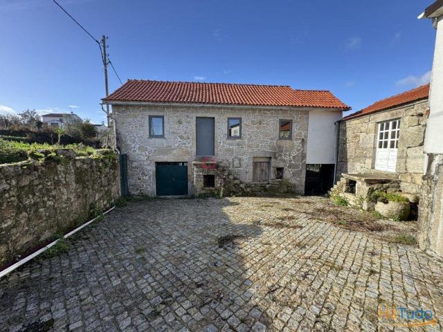 Moradia T4, em granito ? Oliveira de Frades | 26084072555