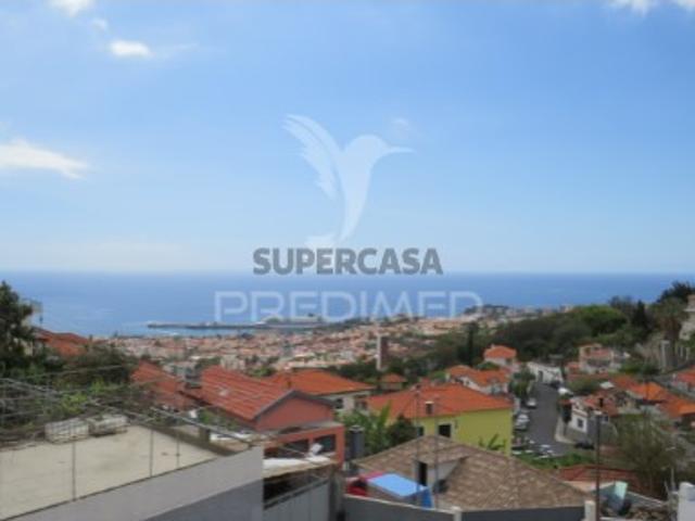 Moradia T4 em Imaculado Coração Maria