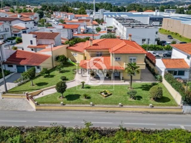 Moradia T4 em Lijó