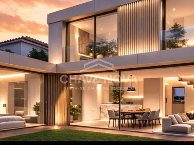 Moradia T4 em Localização Premium no Porto