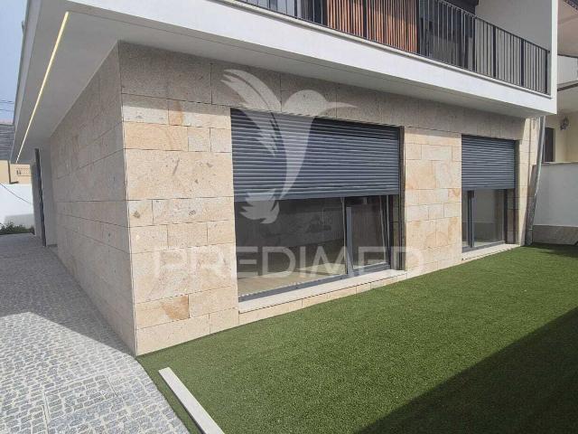 Moradia T4 em Palmeira