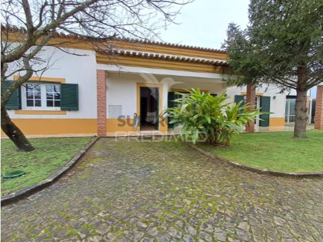 Moradia T4 em Palmela
