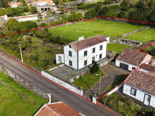 Moradia T4 em Posto Santo, Angra do Heroísmo Ilha Terceira