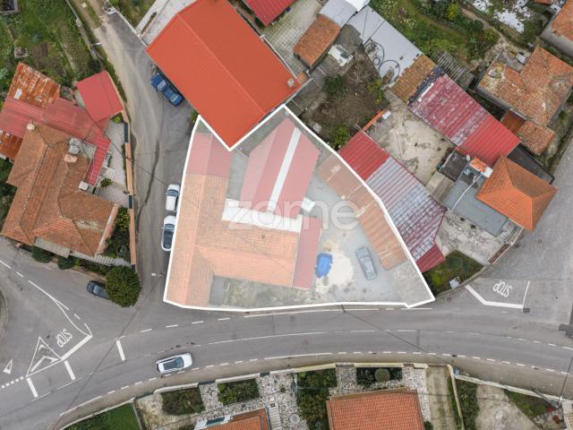 Moradia T4, em Ribeirão, Vila Nova de Famalicão
