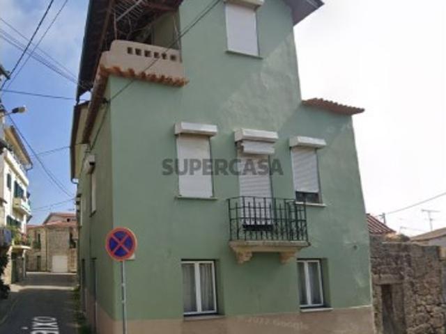 Moradia T4 em Rio de Loba