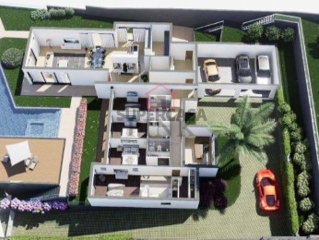 Moradia T4 em São Vicente