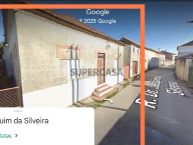 Moradia T4 em Sangalhos