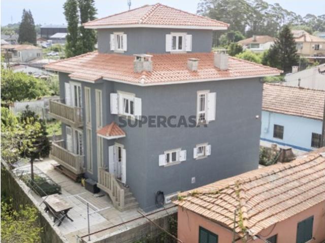 Moradia T4 em Santa Marinha