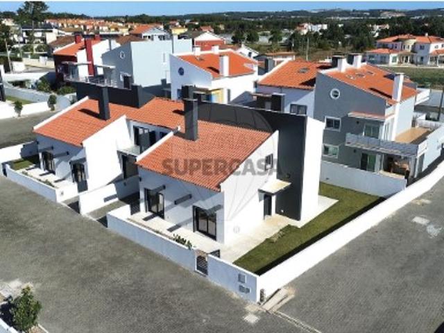 Moradia T4 em Silveira