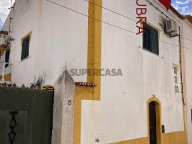 Moradia T4 em Sousel