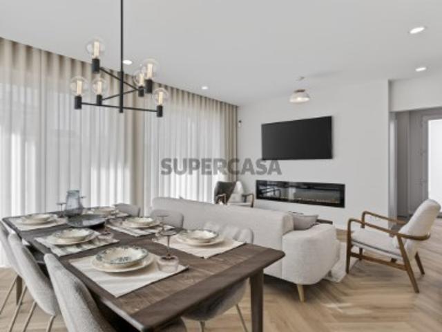 Moradia T4 em Tornada e Salir do Porto