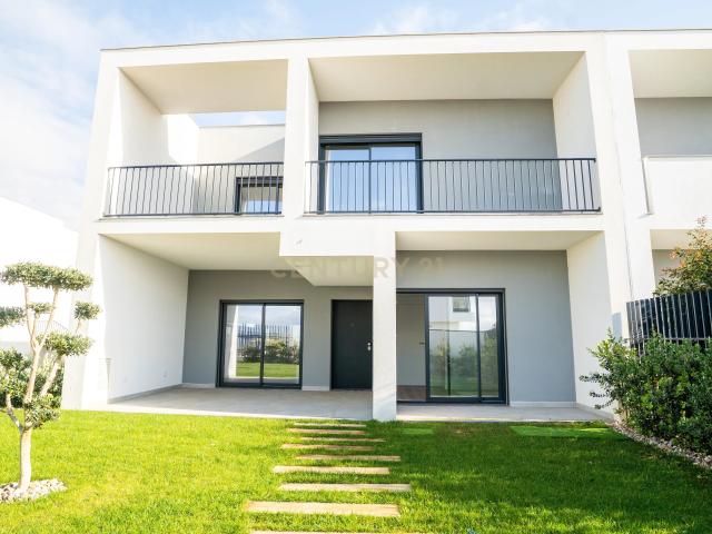 Moradia T4 – Empreendimento Sky City Serra de Carnaxide