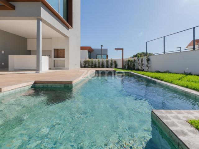 Moradia T4 | FLORESTA DE ESTORIL